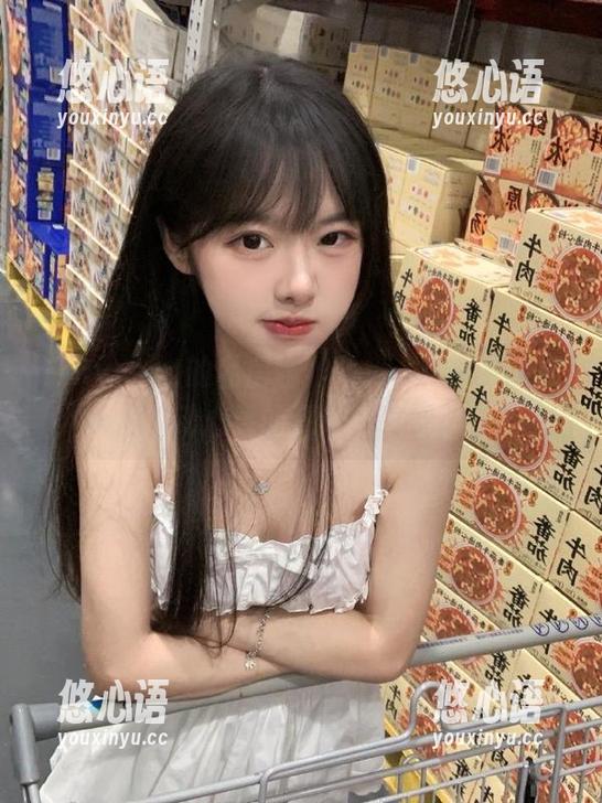 Tiny Asa Tiny Asa的私房瑜伽图集:用小巧的姿势撬动心灵的深度与宁静.txt